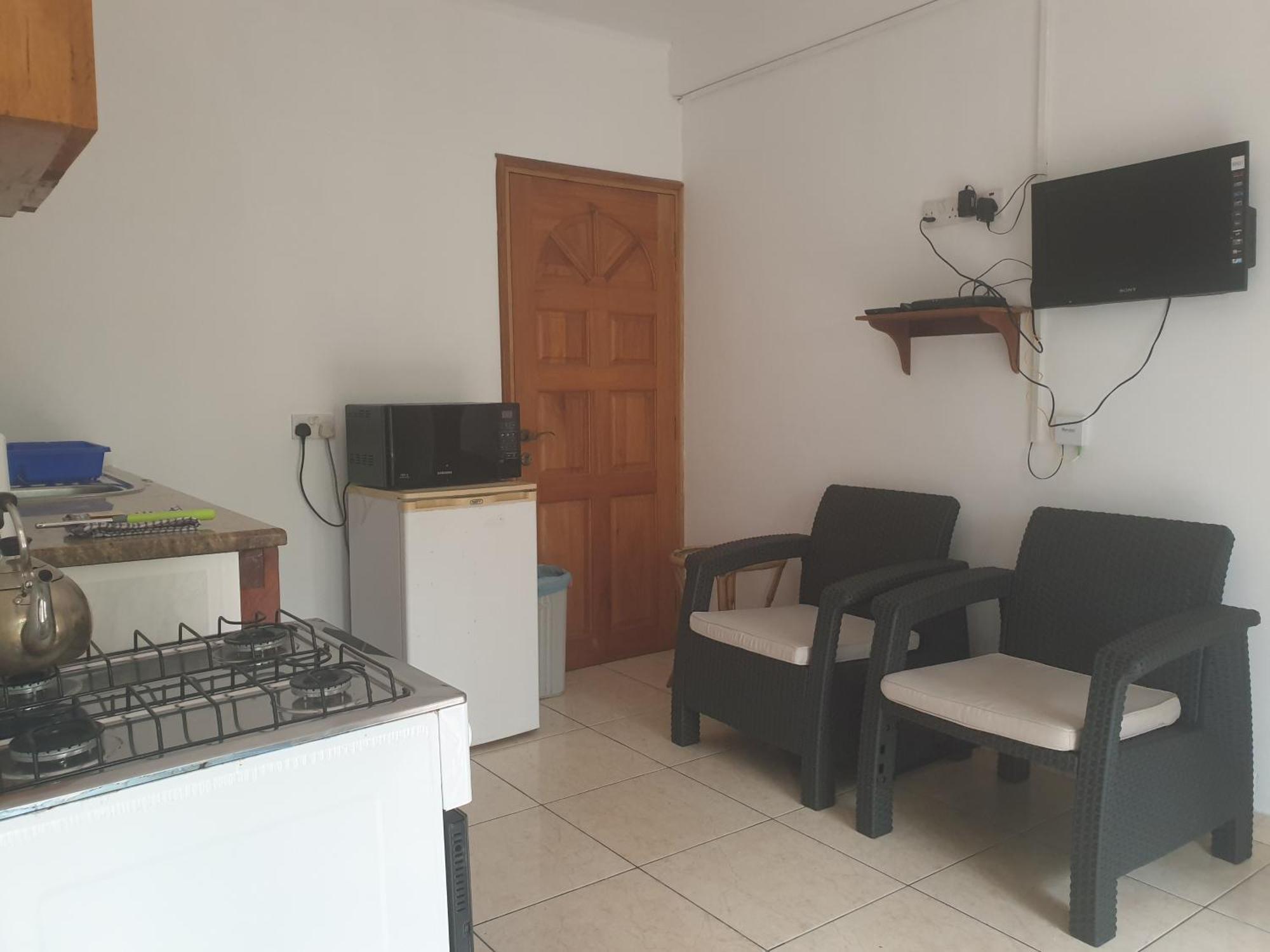 Palmont Commercial Self-Catering Apartments - Beau Vallon Бо-Валлон Экстерьер фото