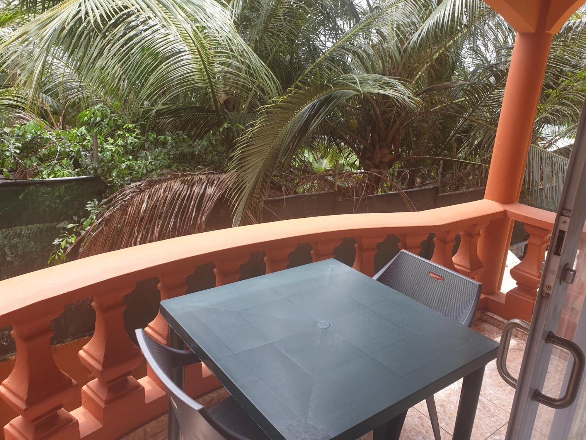 Palmont Commercial Self-Catering Apartments - Beau Vallon Бо-Валлон Экстерьер фото