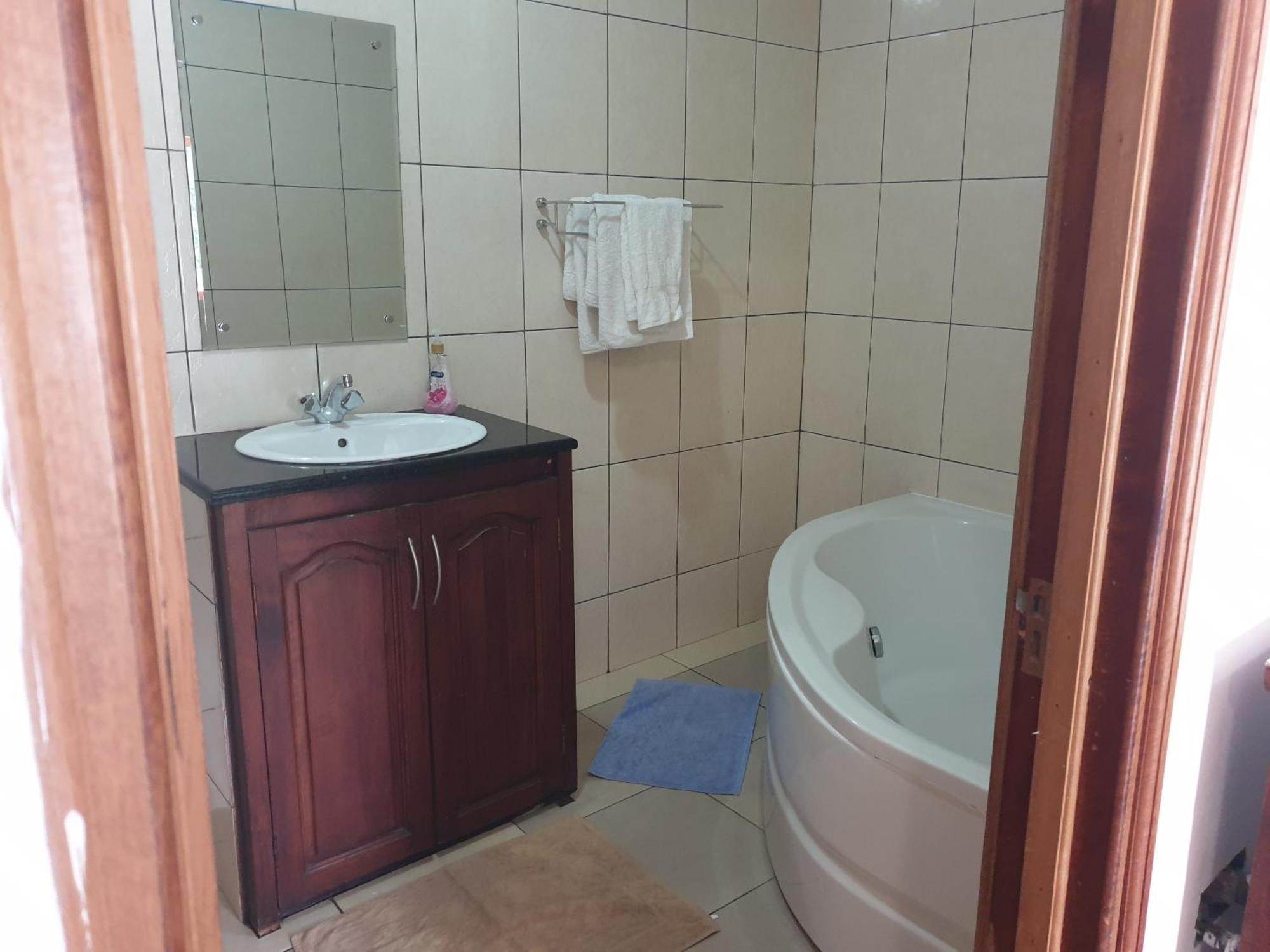 Palmont Commercial Self-Catering Apartments - Beau Vallon Бо-Валлон Экстерьер фото