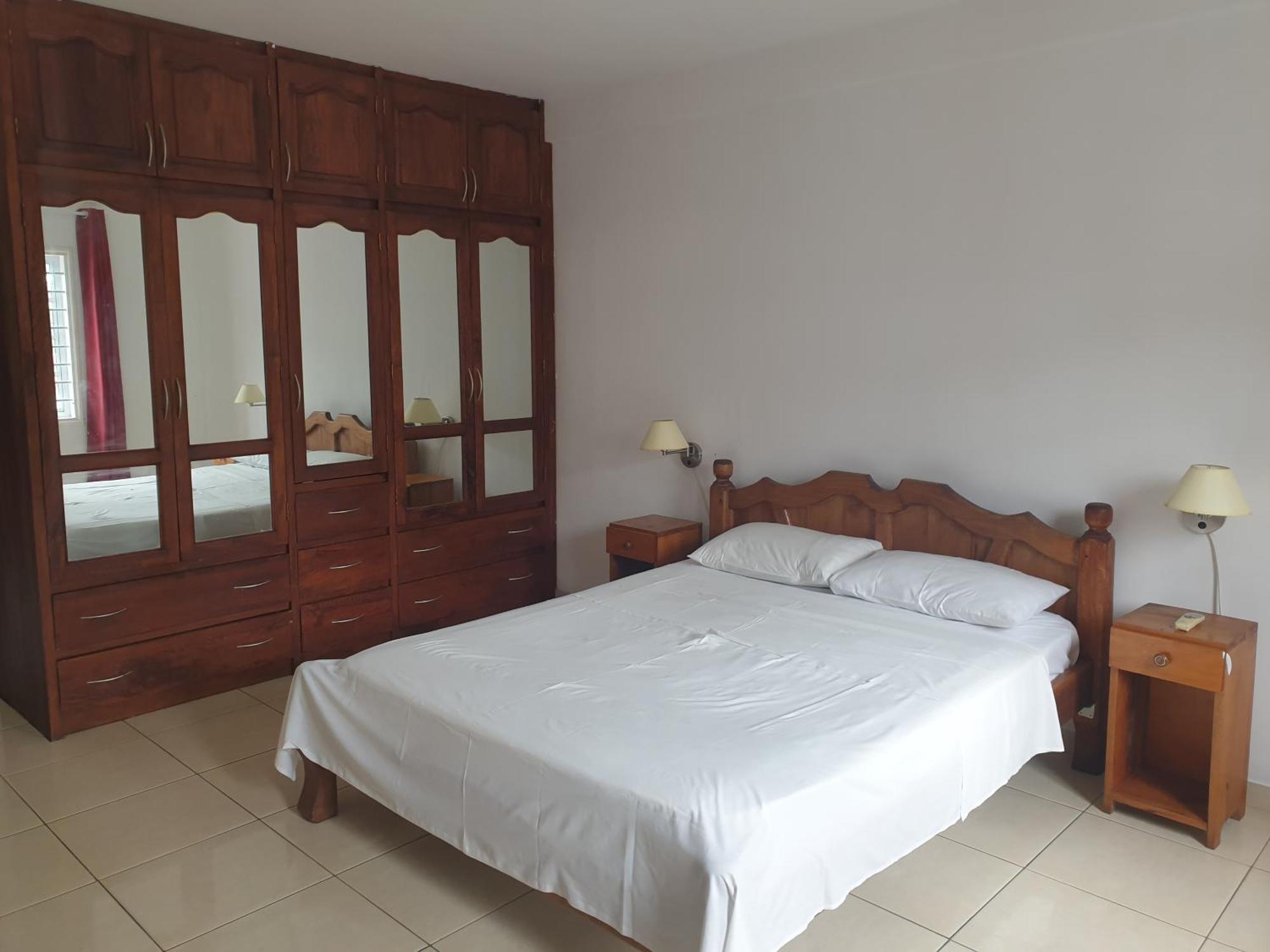 Palmont Commercial Self-Catering Apartments - Beau Vallon Бо-Валлон Экстерьер фото